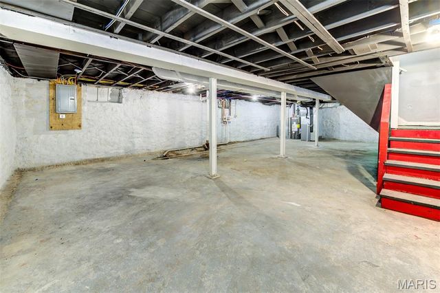 826 Wall Street, St Louis, MO 63147