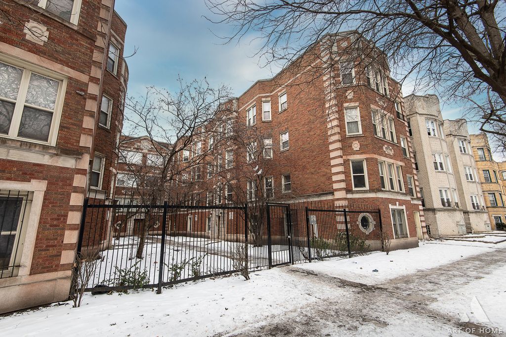 8136 S Drexel Avenue 3, Chicago, IL 60619