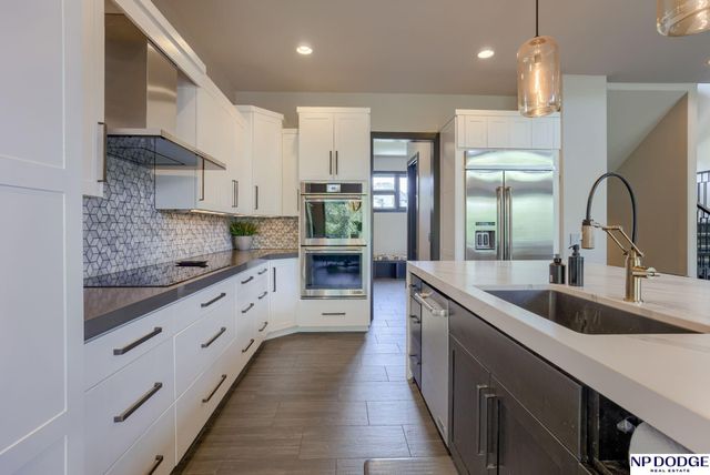 2205 S 218 Street, Elkhorn, NE 68022