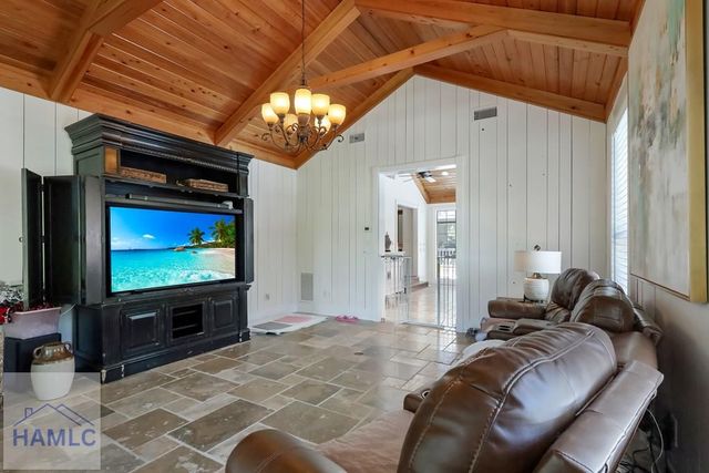 319 Damon Drive, Jesup, GA 31546