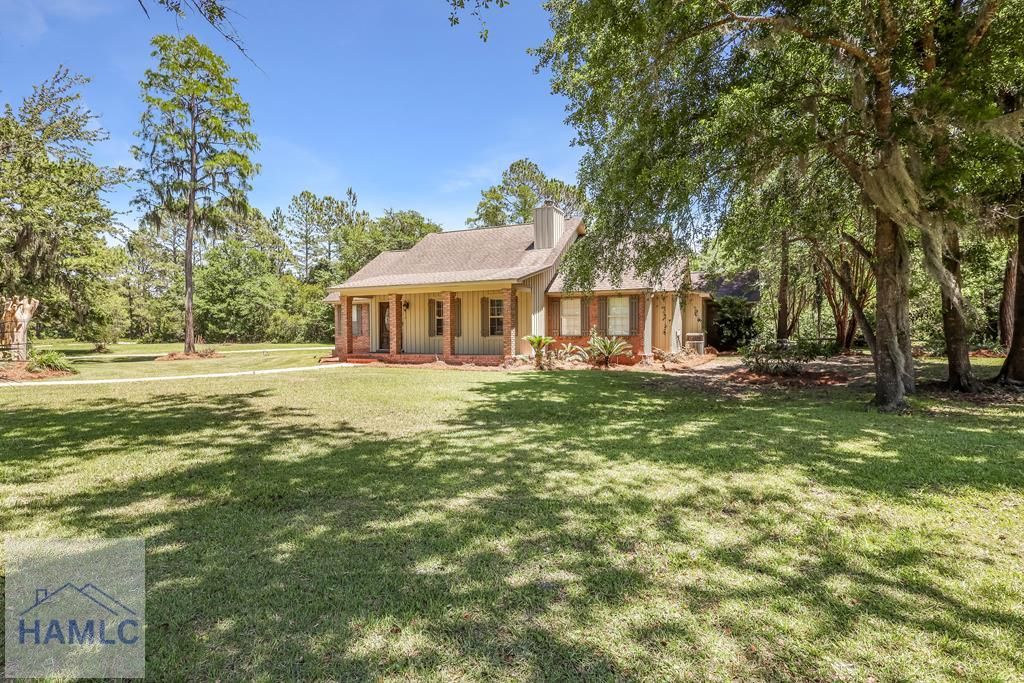 319 Damon Drive, Jesup, GA 31546