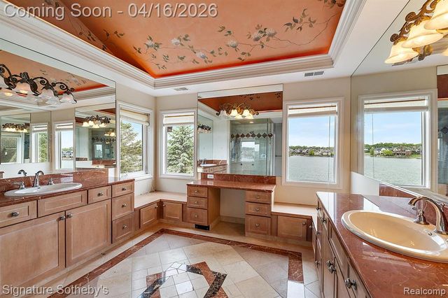 10611 Lighthouse Point, South Lyon, MI 48178
