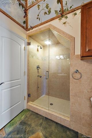 10611 Lighthouse Point, South Lyon, MI 48178
