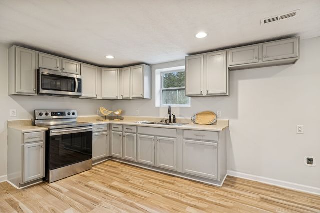 259 Africa Rd, Lebanon, TN 37087