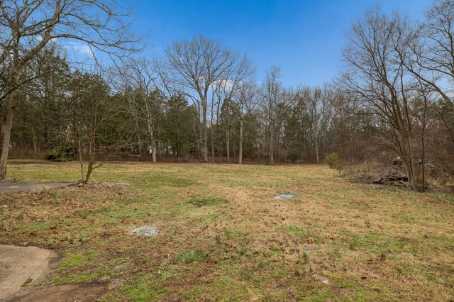 259 Africa Rd, Lebanon, TN 37087