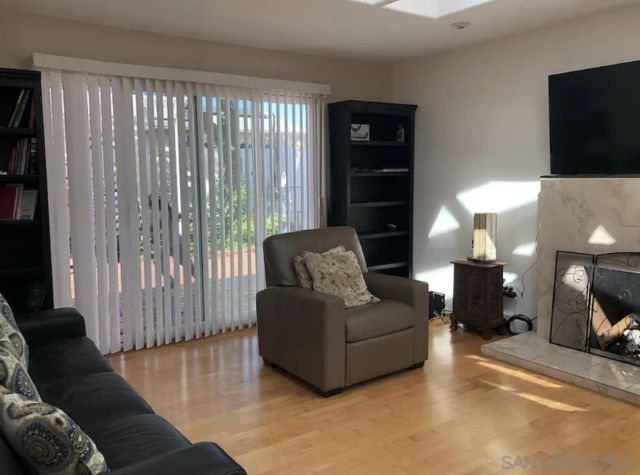 6857 Radcliffe Dr, San Diego, CA 92122