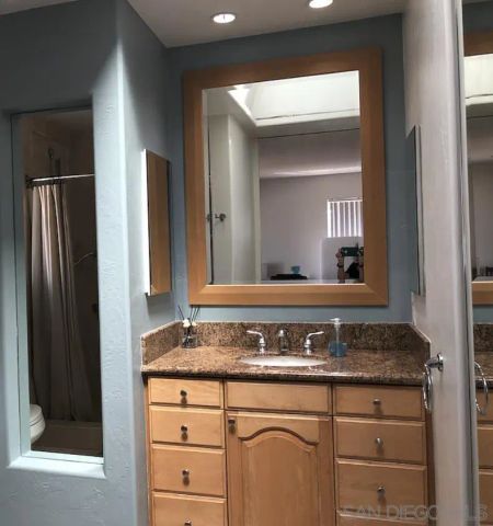 6857 Radcliffe Dr, San Diego, CA 92122
