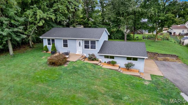 324 Westminster Drive, St Peters, MO 63376