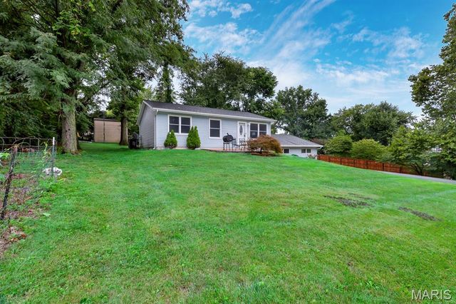 324 Westminster Drive, St Peters, MO 63376