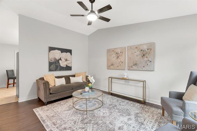 324 Westminster Drive, St Peters, MO 63376