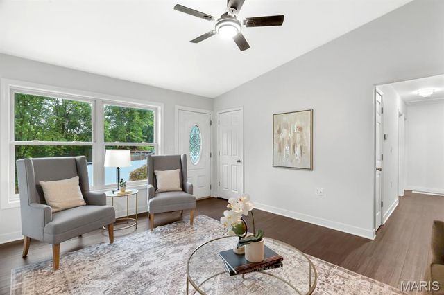324 Westminster Drive, St Peters, MO 63376