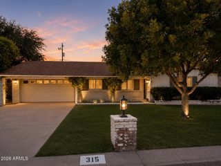315 E KEIM Drive, Phoenix, AZ 85012