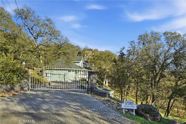 17785 Foothill Court, Hidden Valley Lake, CA 95467