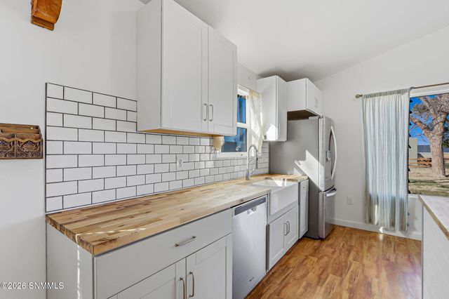 1705 Roadrunner Lane, Las Cruces, NM 88007