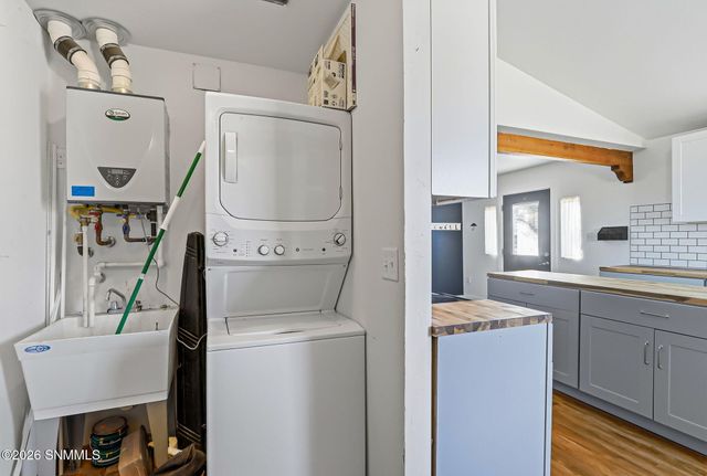 1705 Roadrunner Lane, Las Cruces, NM 88007