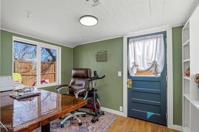 1705 Roadrunner Lane, Las Cruces, NM 88007