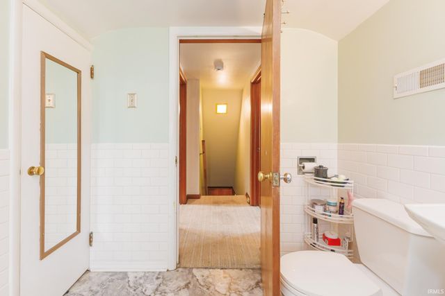 412 E Streeter Avenue, Muncie, IN 47303