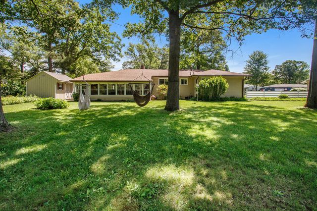 511 Gardner Street, Muskegon Twp, MI 49442