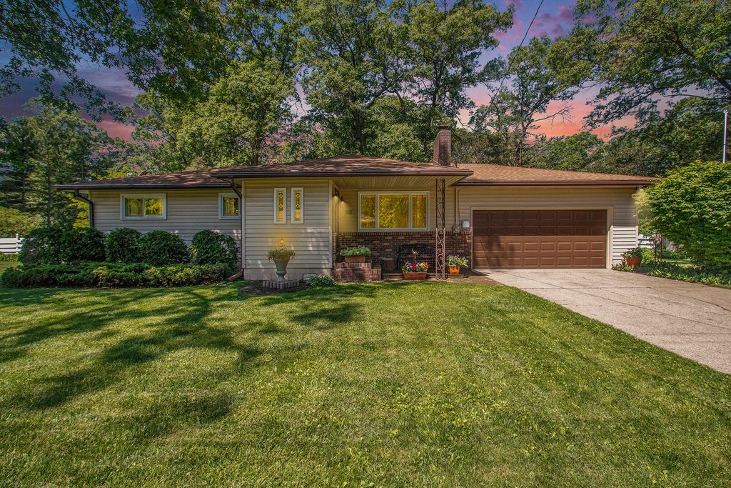 511 Gardner Street, Muskegon Twp, MI 49442