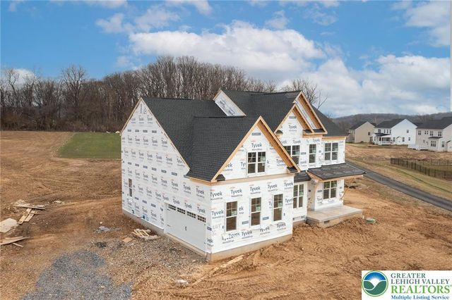 5125 Maple Ridge Way, Upper Milford Twp, PA 18049