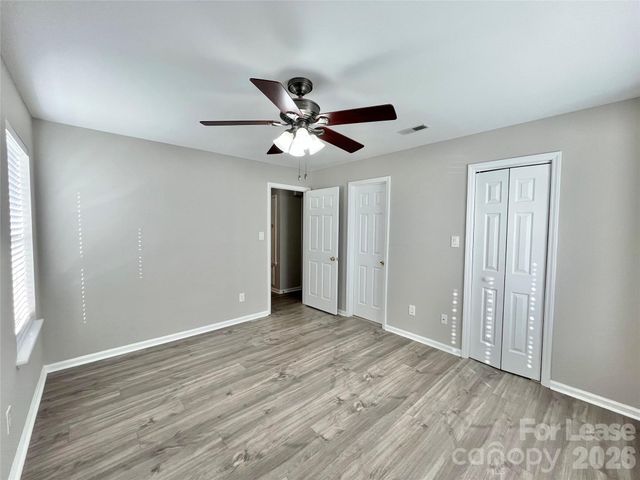 2901 Iron Gate Lane, Charlotte, NC 28212