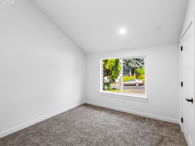 161 Nw FREEMAN Ave, Hillsboro, OR 97124