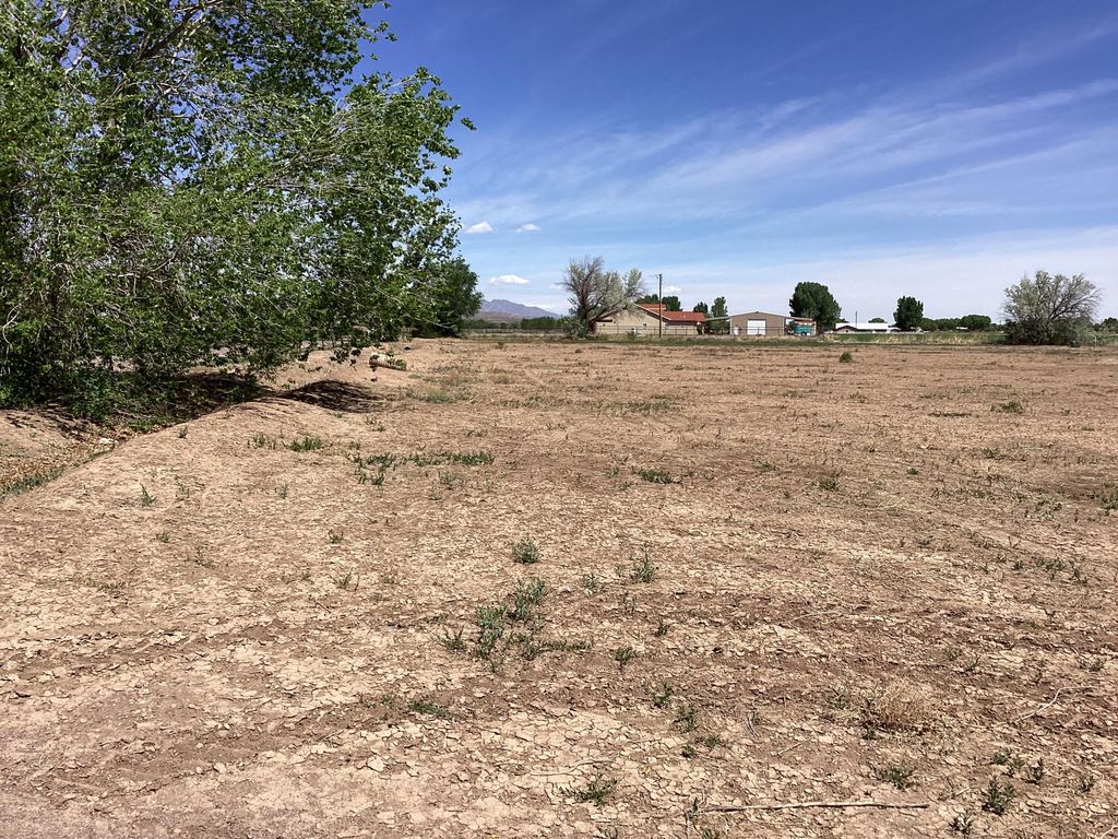 Image 3 of property listing at Olive Lane, Lemitar, NM 87823