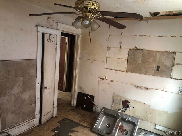 250 Box Avenue, Buffalo, NY 14211
