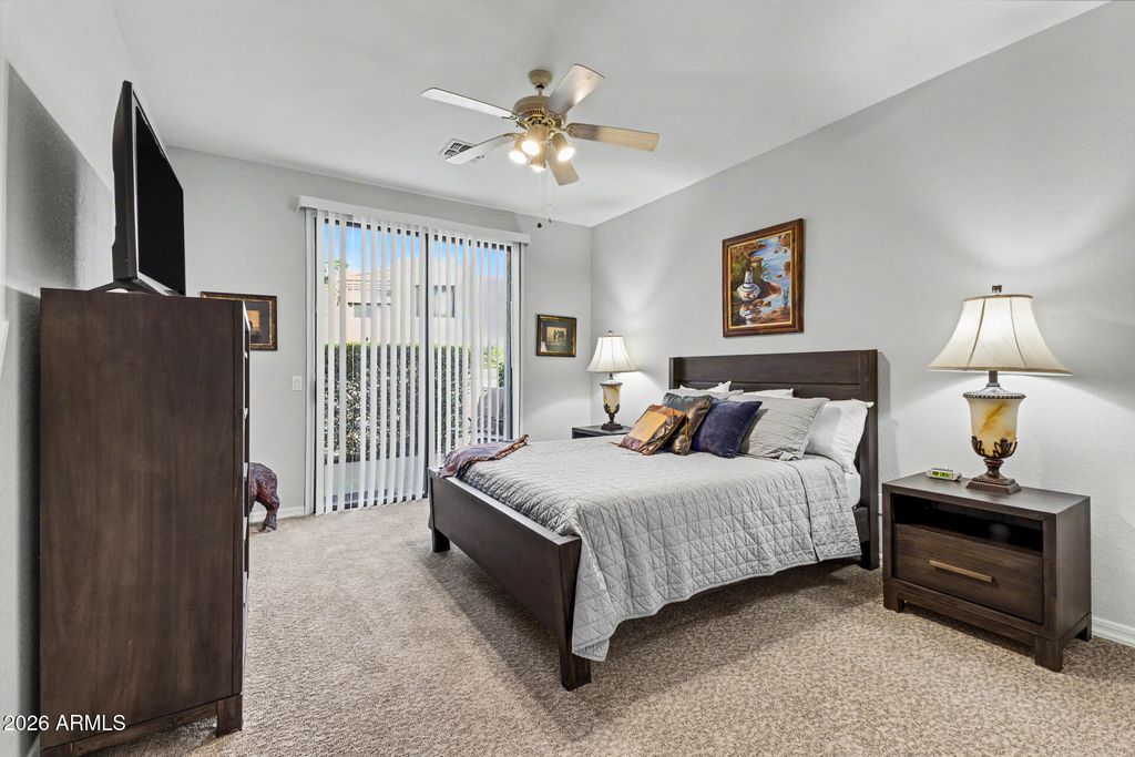 Image 14 of property listing at 13606 N CAMBRIA Drive 102, Fountain Hills, AZ 85268