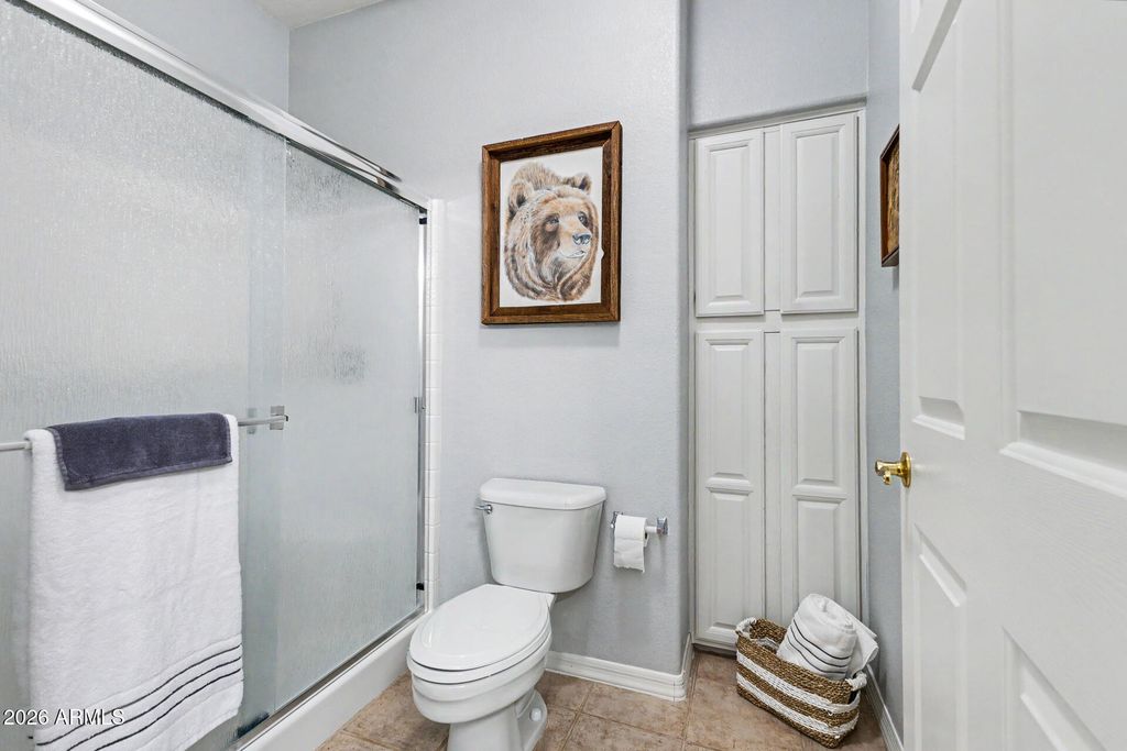 Image 18 of property listing at 13606 N CAMBRIA Drive 102, Fountain Hills, AZ 85268