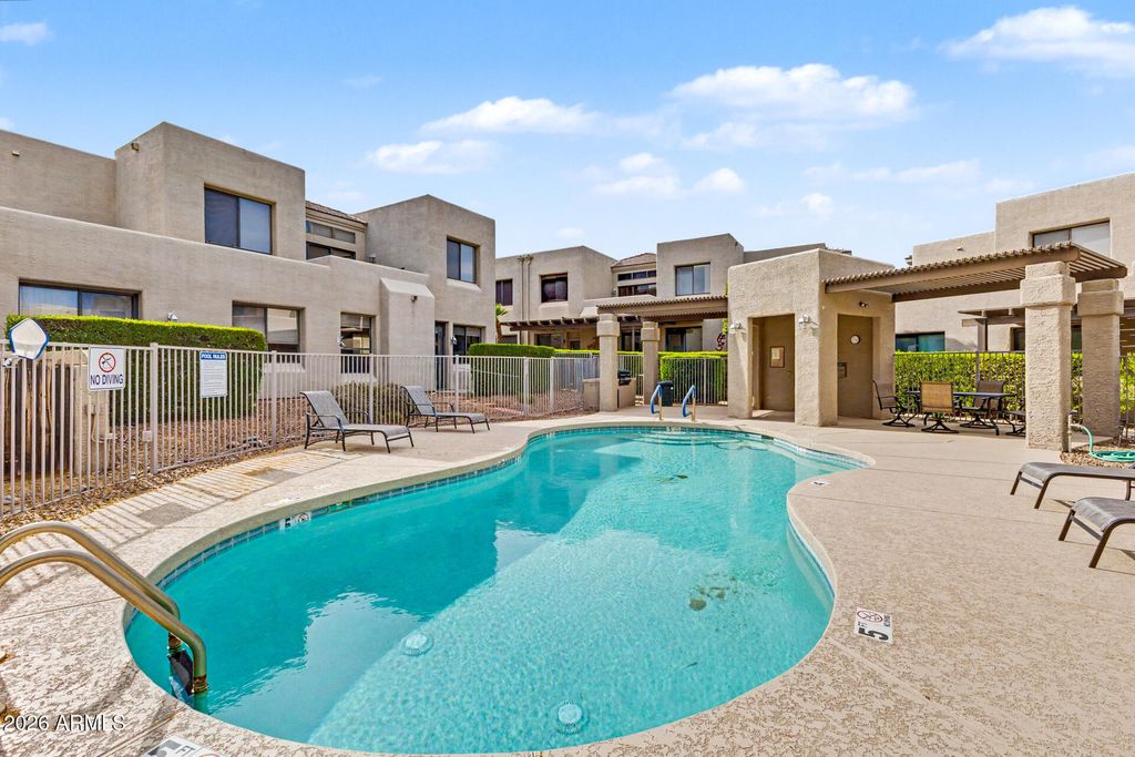 Image 27 of property listing at 13606 N CAMBRIA Drive 102, Fountain Hills, AZ 85268