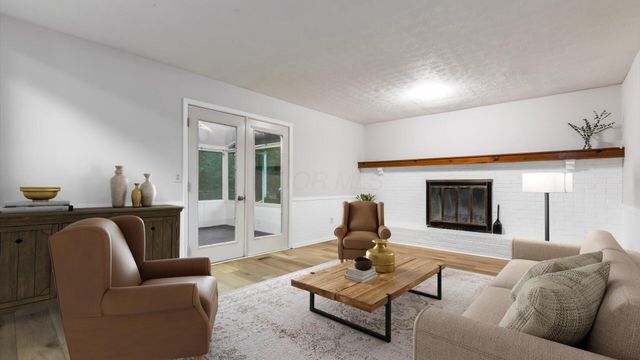 6641 Kennington Square S, Pickerington, OH 43147