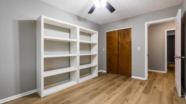 6641 Kennington Square S, Pickerington, OH 43147