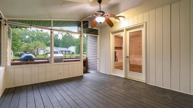 6641 Kennington Square S, Pickerington, OH 43147