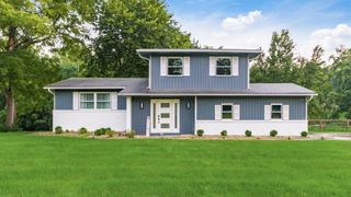 6641 Kennington Square S, Pickerington, OH 43147