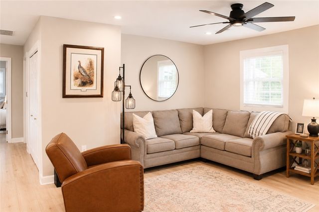 100 Meadowood Drive, Easley, SC 29640