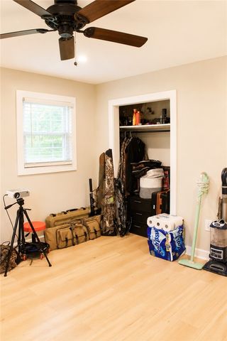 100 Meadowood Drive, Easley, SC 29640