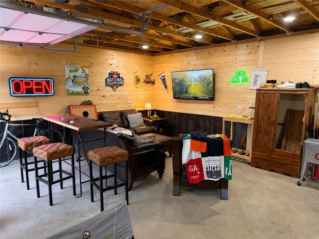 100 Meadowood Drive, Easley, SC 29640