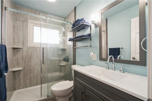 1104 Brockman Drive SE, Cedar Rapids, IA 52403