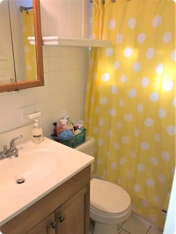 4411 E TRADEWINDS Avenue A-B, Lauderdale By The Sea, FL 33308