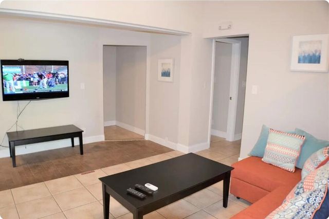 4411 E TRADEWINDS Avenue A-B, Lauderdale By The Sea, FL 33308