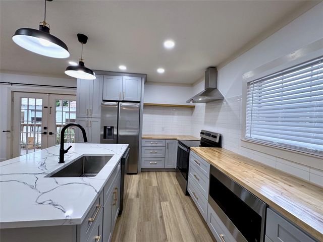 1912 Mcduffie, Houston, TX 77019