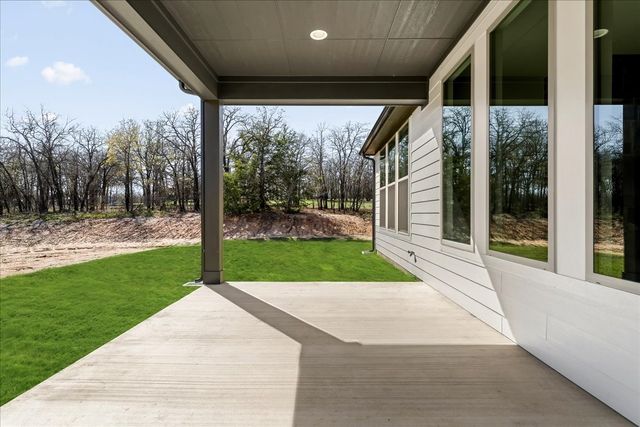 131 Spring Valley Road, Paradise, TX 76073