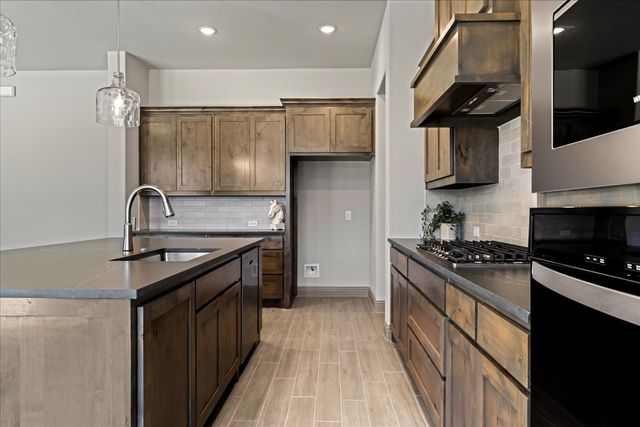 131 Spring Valley Road, Paradise, TX 76073