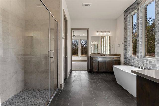 131 Spring Valley Road, Paradise, TX 76073