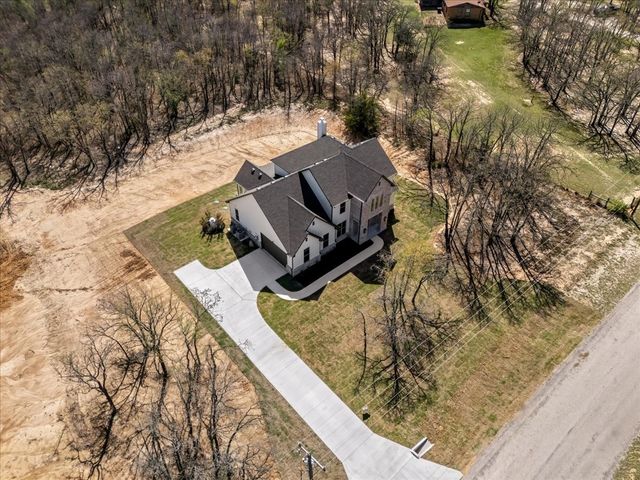131 Spring Valley Road, Paradise, TX 76073