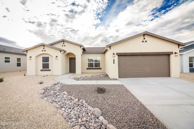 6555 Phoenix St Street, Las Cruces, NM 88012