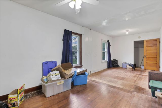 132 N Westmoor Avenue, Newark, OH 43055