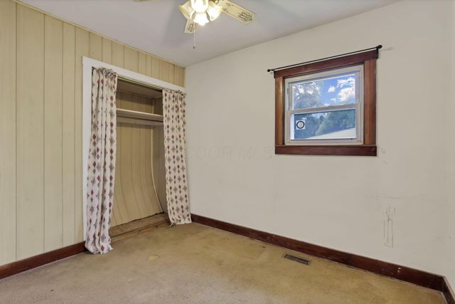 132 N Westmoor Avenue, Newark, OH 43055