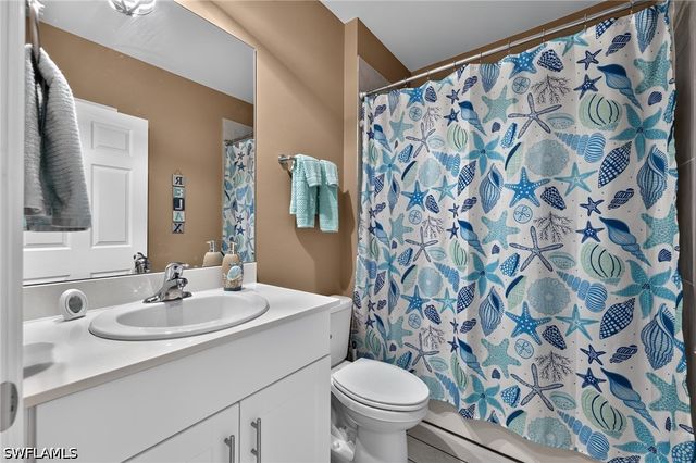 20404 Camino Torcido LOOP, North Fort Myers, FL 33917